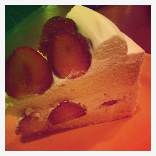 生クリームが無い?!クリスマスケーキ@NZ