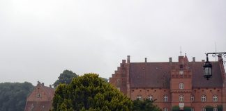 アンデルセンを訪ねて