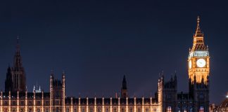 今から備える! 最難関、2017年イギリスワーキングホリデービザ申請