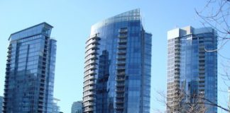 物価の高いバンクーバー、でもバイトで映画に出れるかも?