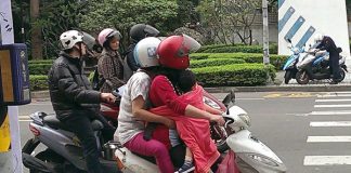 道端に落ちている現金入りの赤い封筒・・・知っておきたい台湾のルール