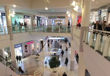 ポーランドの寒い冬は「ショッピングモール」で過ごそう!