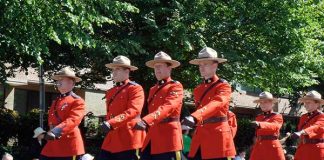 今年の春より変わった、カナダの入国審査とは