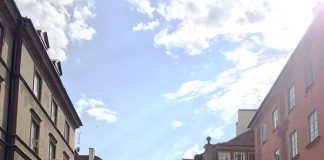 ポーランドで人気のあるスポーツはサッカーと〇〇!