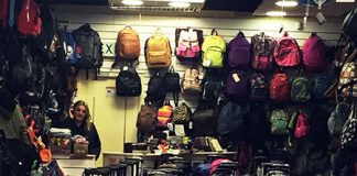 荷物はスーツケースか、バックパックか・・・アイルランドのワーキングホリデー