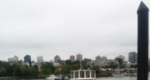 時給は高いけど・・・カナダのワーホリはお金を貯めてから始める? それとも始めてからバイトで稼ぐ?