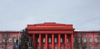 ポーランドからの小旅行・物価の安いウクライナでバカンス気分