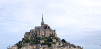 どこに行くにも便利なアイルランドだから、夏の間にヨーロッパ旅行!