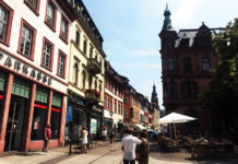 「働く」ということは、現地の方と交流出来る貴重なエンターテイメント!