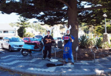 楽器が弾けて髪が切れれば最強?! 筆者が本気で考えた海外生活で活かせるスキル