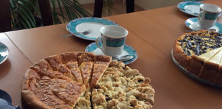 ドイツの食卓・皆で取り分け合うのも良いものだなぁ