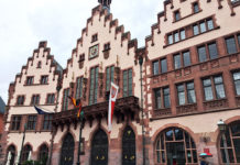 車・鉄道・バスを上手に組み合わせて、お得に楽しく観光@ドイツ