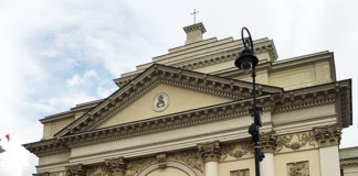 ドイツとポーランドの関係が悪化するかもしれない「戦争賠償問題」とは