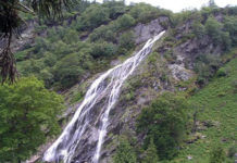 たかだか、川を挟んだだけでも・・・アイルランドで感じる地域性