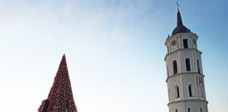 静かムードな、リトアニアのクリスマス