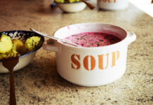 今の時期ならではの身近な「伝統・習慣」@リトアニア