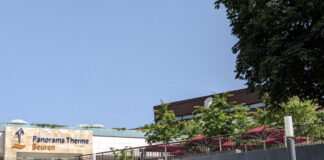 驚・ドイツでは温泉は水着なのに、サウナは裸で混浴!